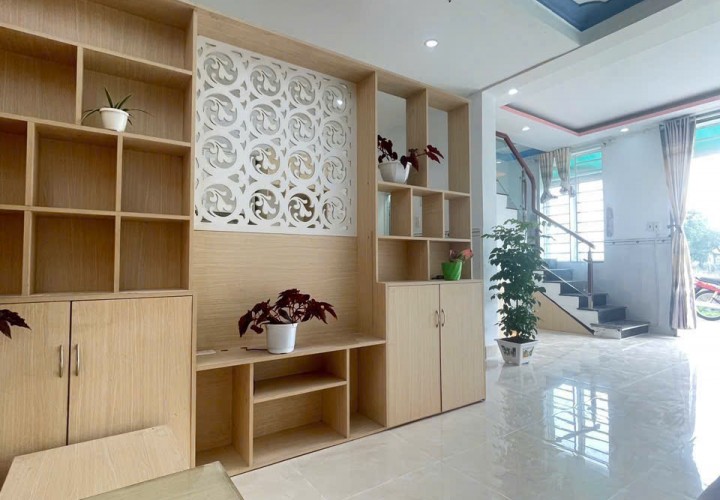 NHÀ ĐẸP - GIÁ TỐT - CHÍNH CHỦ CẦN BÁN NHANH CĂN NHÀ Mỹ Hạnh, Xã Mỹ Hạnh Bắc, Huyện Đức Hòa, Long An