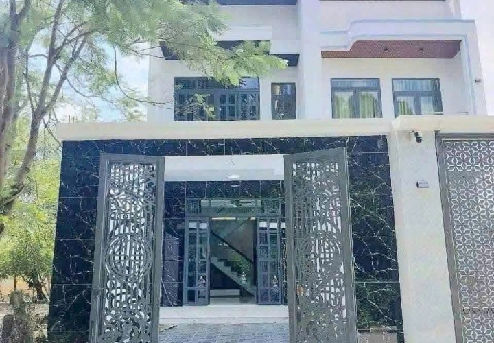 NHÀ ĐẸP - GIÁ TỐT - CHÍNH CHỦ CẦN BÁN NHÀ Tại Tân Vĩnh Hiệp, Tp Tân Uyên, Bình Dương