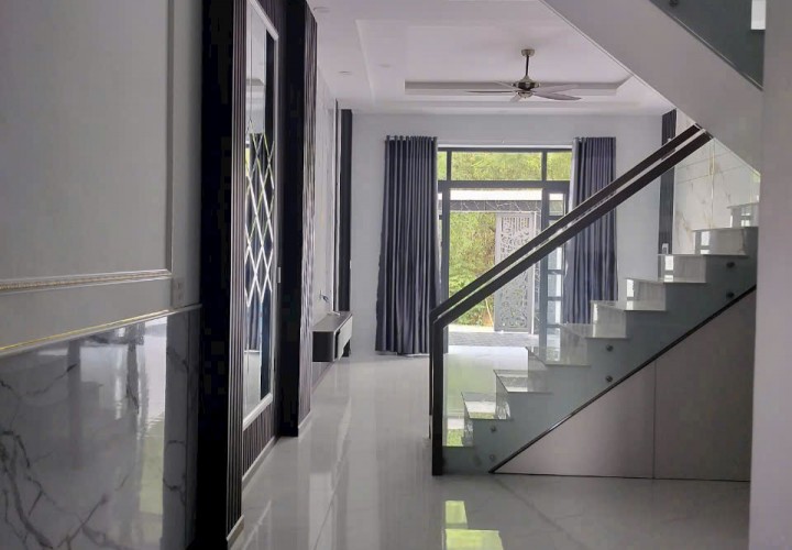 NHÀ ĐẸP - GIÁ TỐT - CHÍNH CHỦ CẦN BÁN NHÀ Tại Tân Vĩnh Hiệp, Tp Tân Uyên, Bình Dương