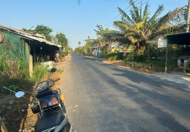 ĐẤT ĐẸP - MẶT TIỀN - CHÍNH CHỦ Cần Bán Nhanh Đất Tại Xã Mỹ Thạnh Trung, Tam Bình, Vĩnh Long