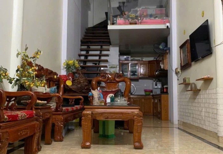 NHÀ Chính Chủ -CẦN BÁN CĂN NHÀ VIP MẶT ĐƯỜNG 82 Nguyễn Trãi, P. Ba Đình, TP.Thanh Hóa, Thanh Hóa.