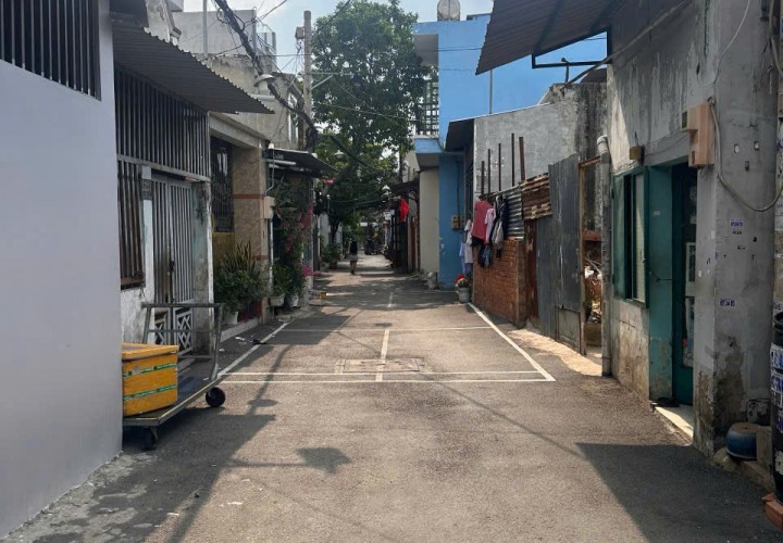 BÁN CĂN NHÀ PHỐ  Hẻm 1/ Hẻm 525, Đường HT17, Phường Hiệp Thành, Hẻm Xe Hơi