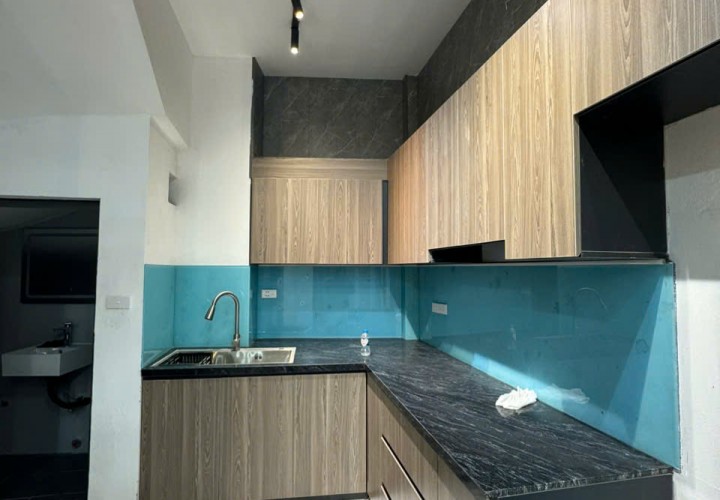 NHÀ ĐẸP - GIÁ TỐT Chính chủ cần bán nhanh căn nhà vị trí đẹp tại quận Long Biên, TP Hà Nội