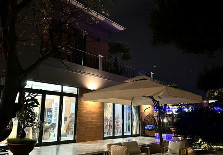 Nhà đẹp- giá tốt cần bán nhanh căn nhà mặt tiền vị trí đắc địa tại huyện Bình Chánh, TPHCM