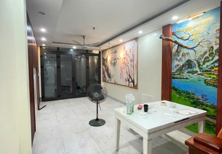 NHÀ SIÊU ĐẸP - VỊ TRÍ TỐT-  Chính Chủ Cần Bán Nhanh Căn Nhà Ngõ 42 Bùi Quốc Khái, Linh Đàm, Hà Nội
