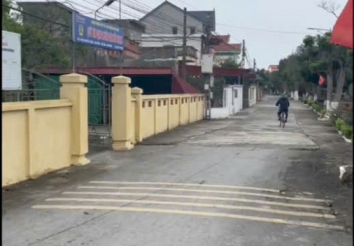 HOT HOT HOT - CẦN BÁN GẤP LÔ ĐẤT TẶNG NHÀ CẤP 4 Tại Hải Thanh, Xã Hải Hưng ,Huyện Hải hậu ,Nam Định