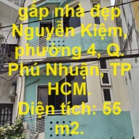 Nhà đẹp - giá đầu tư cần ra gấp nhà đẹp HXH tại quận Phú Nhuận.