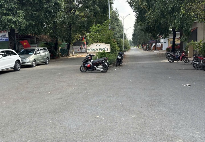 CHÍNH CHỦ Cần Bán Nhanh Lô Đất Mặt Tiền hiện có nhà cấp 4 chắc chắn đang cho thuê 10tr/1 tháng Vị Trí Tại TP Thuận An, Bình Dương