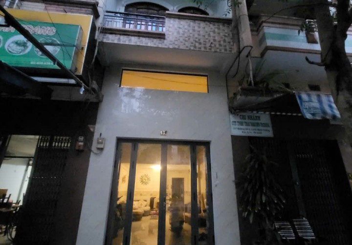 Bán gấp nhà mặt tiền Kinh Doanh Đẹp Tại Cư Xá Bình Thới, Phường 8, Quận 11, tp Hồ Chí Minh