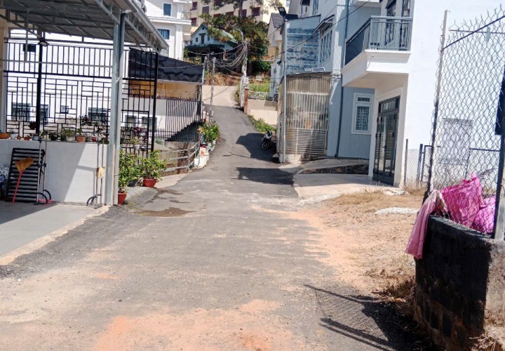 CHÍNH CHỦ CẦN BÁN NHANH LÔ ĐẤT Đường Lê Thị Riêng, Phường 7, TP Đà Lạt, Lâm Đồng