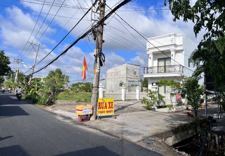 GIÁ TỐT - CHÍNH CHỦ Cần Bán Nhanh Lô Đất  Đẹp Vị Trí Tại Huyện Bình Chánh, TP HCM