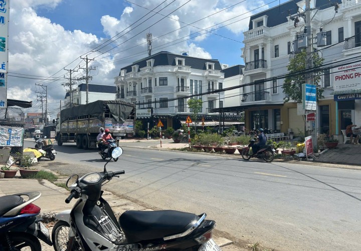 VỊ TRÍ ĐẸP - ĐẦU TƯ SINH LỜI - Chính Chủ Cần Bán Đất Mặt Tiền Tại Tân Trụ, Long An