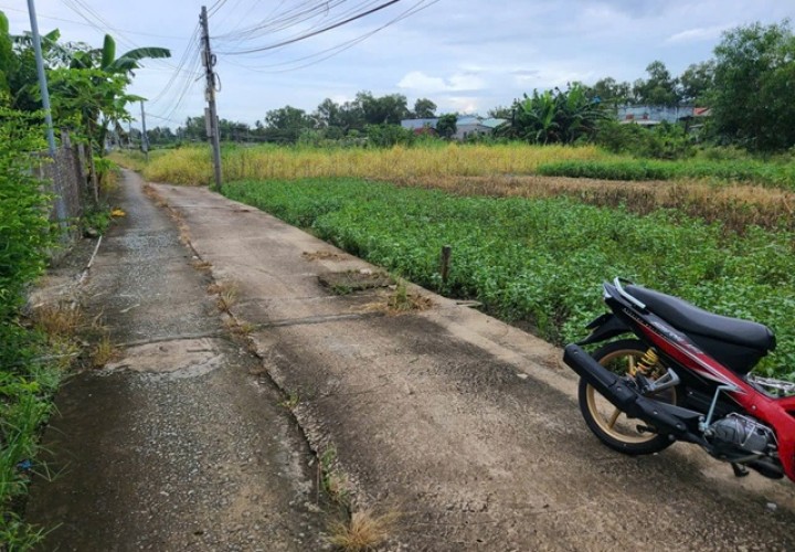 ĐẤT SIÊU ĐẸP - GIÁ TỐT - Bán GẤP Lô Đất Tiềm Năng Tại Long Khánh Xã Phước Hậu, Cần Giuộc Long An