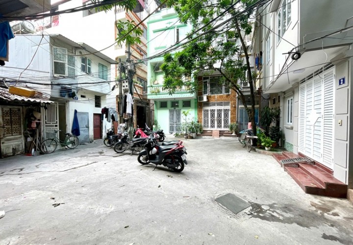 HOT HOT F0 - NHÀ LÔ GÓC- HOÀN HẢO- KHÔNG CÓ CĂN SỐ 02 KHU VỰC  Phố Đại La, ngõ Thống Nhất