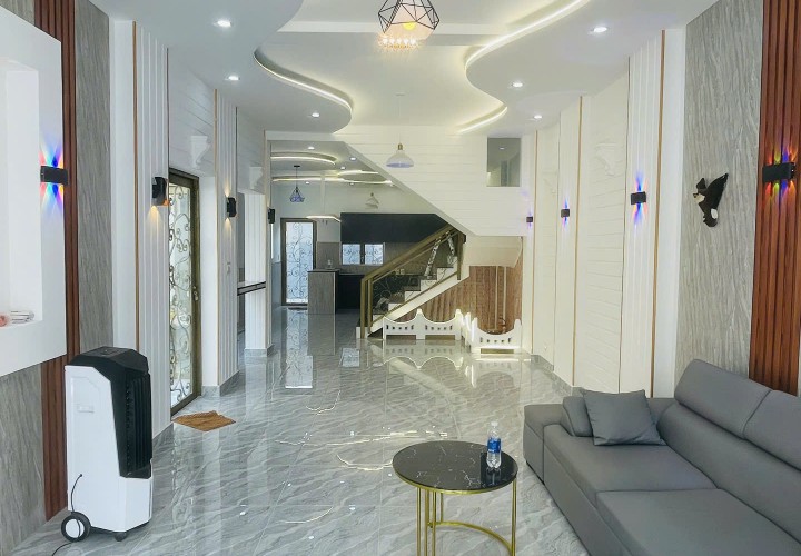 HOT HOT CHÍNH CHỦ CẦN BÁN BIỆT THỰ MINI SIÊU ĐẸP- HƯỚNG NAM - FULL NỘI THẤT tại huyện Hóc Môn
