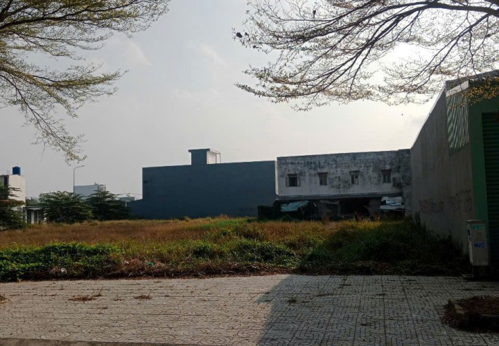ĐẤT ĐẸP - MẶT TIỀN - Chính Chủ Bán Lô Đất Ngay KCN Tân Đô, Đường Số 7, Đức Hòa, Long An