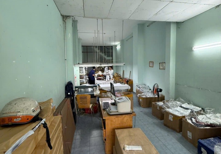 CHỦ ĐI NƯỚC NGOÀI Cần Bán Nhanh Căn Nhà Mặt Tiền Vị Trí Tại Quận Phú Nhuận, TP HCM