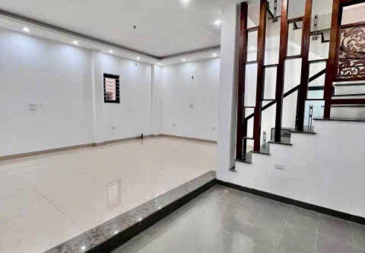 NHÀ ĐẸP- GIÁ TỐT CHÍNH CHỦ CẦN NHÀ TẠI Phố Hoàng Như Tiếp, Phường Bồ Đề, Quận Long Biên, Hà Nội