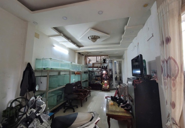 NHÀ ĐẸP - GIÁ TỐT Chính chủ cần bán căn nhà địa chỉ 137 Trần Đình Xu , phường Nguyễn Cư Trinh , quận 1