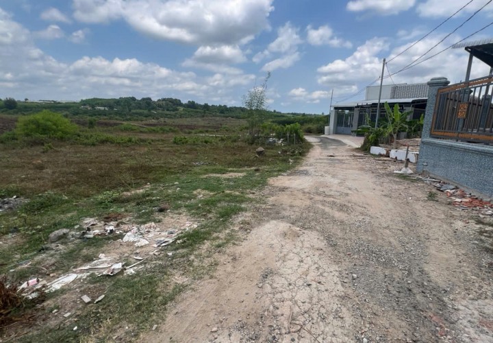 ĐẤT ĐẸP - GIÁ TỐT - Bán GẤP Lô Đất Tiềm Năng Tại  Xã Phước Bình,  Long Thành, Đồng Nai