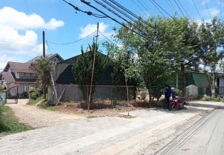 HOT HOT - CẦN BÁN LÔ ĐẤT NÔNG NGHIỆP TẠI đường Huỳnh Tấn Phát, P. 11, TP. Đà Lạt ,Lâm Đồng