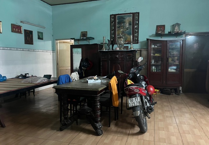 NHÀ ĐẸP - GIÁ TỐT - Cần Bán Căn Nhà Vị Trí Đẹp Tại Huyện Hóc Môn - HCM