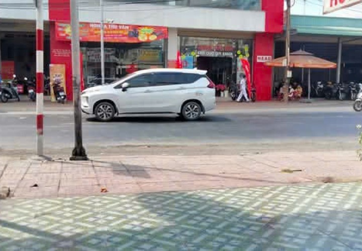 CHÍNH CHỦ Bán Gấp Nhà Mặt Tiền Quốc Lộ 80 Tại TT Cái Tàu Hạ, Châu Thành, Đồng Tháp