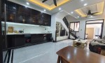 Nhà mới xây rộng rãi xem là thích ngay! Thiết kế phong cách Tân cổ điển rất sang trọng. P. Cát Lái