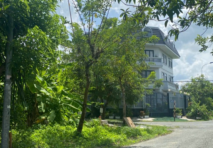 CHÍNH CHỦ Cần Bán Nhanh Lô Đất  Đẹp Khu 13C Greenlife Vị Trí Tại Huyện Bình Chánh, TP HCM