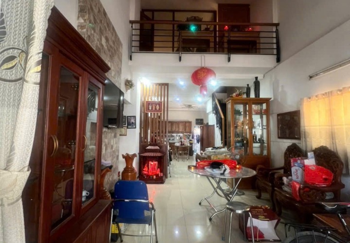 Nhà đẹp- giá tốt Chính chủ cần bán nhanh nhà đôi sổ hồng riêng tại quận 12, TPHCM