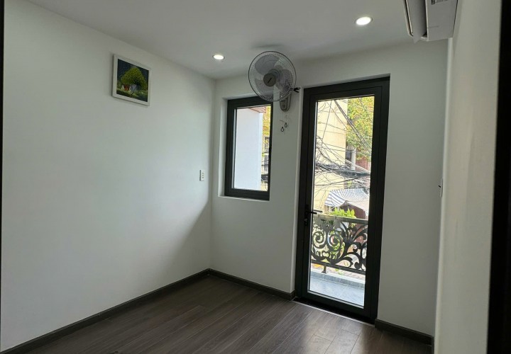 HOT !!! NHÀ Chính Chủ - Giá Tốt - Cần Bán Nhà Tại Phường Hoà Thạnh Quận Tân Phú , HCM