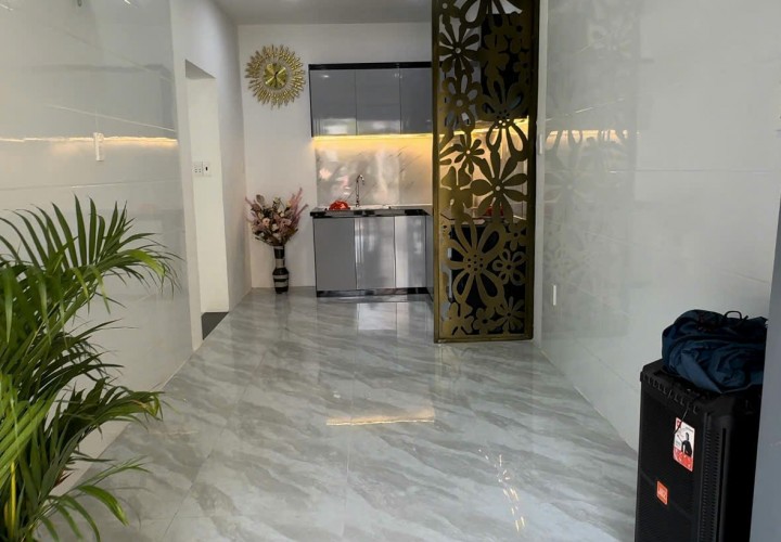HOT !!! NHÀ Chính Chủ - Giá Tốt - Cần Bán Nhà Tại Phường Hoà Thạnh Quận Tân Phú , HCM