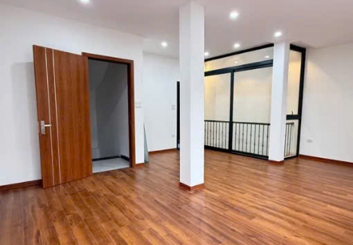 CẦN BÁN NHANH Nhà riêng 4 tầng tọa lạc tại đường Trích Sài, Phường Bưởi, quận Tây Hồ, TP Hà Nội