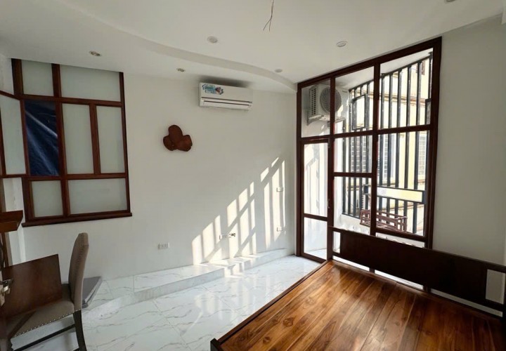 SỞ HỮU NGAY CĂN Nhà 4 Tầng Vị Trí Đẹp tại Khương Trung, Thanh Xuân, Hà Nội