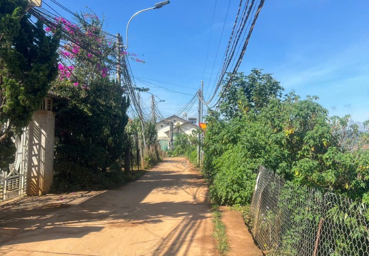 ĐẤT ĐẸP – GIÁ ĐẦU TƯ   - CẦN BÁN LÔ ĐẤT 2 MẶT TIỀN ĐẸP TẠI  Thị trấn Lạc Dương,  Lạc Dương , Lâm Đồng