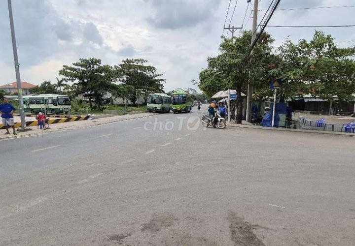 LÔ ĐẤT ĐẸP  - CẦN BÁN LÔ ĐẤT MẶT TIỀN  Đường Long Phước, P.Long Phước (Q. 9 cũ), TP.Thủ Đức, HCM