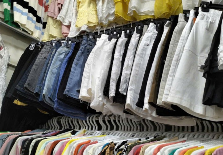 CẦN Chuyển Nhượng/Sang Sạp Kinh Doanh Quần Áo TẠI Số 336 Hai Bà Trưng, P. Tân Định, Quận 1, HCM
