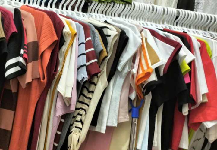 CẦN Chuyển Nhượng/Sang Sạp Kinh Doanh Quần Áo TẠI Số 336 Hai Bà Trưng, P. Tân Định, Quận 1, HCM