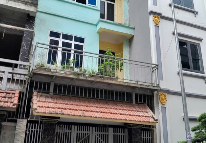 VỊ TRÍ ĐẸP - GIÁ TỐT - Chính Chủ Bán Nhà lk4 KĐT Lộc Ninh phường Chương Mỹ, Hà Nội