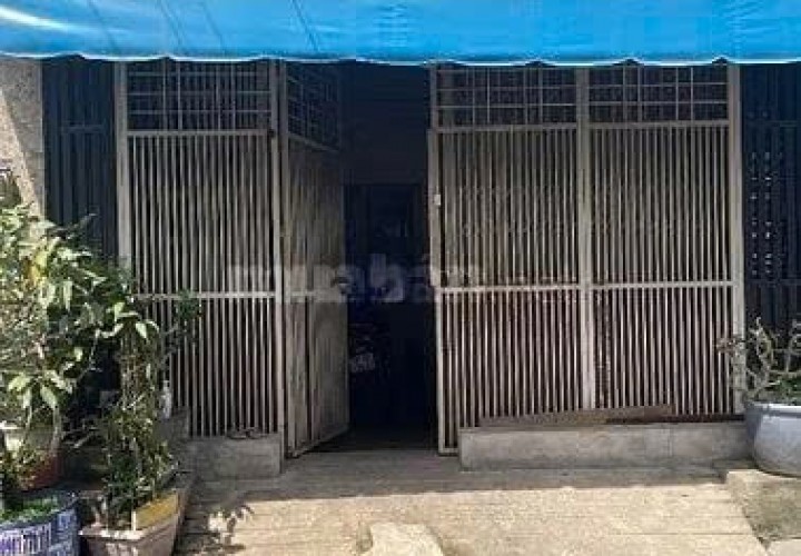 HOT HOT -CẦN BÁN CĂN NHÀ CẤP 4 TẠI 316/2, Đường Hương Lộ 80, P. Bình Hưng Hòa B, Q. Bình Tân, TP.HCM
