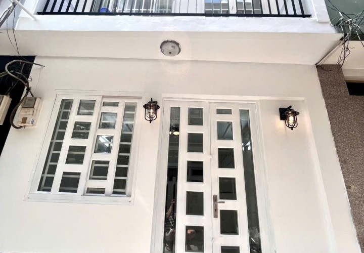 CHÍNH CHỦ Bán nhà 224/59 Lý Thường Kiệt, p14,Quận 10, nhà mới, dt 4,03mx 9,4m.