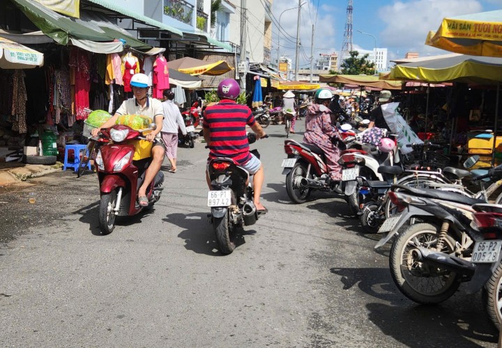 CHÍNH CHỦ Cần Bán Gấp Nhà Vị Trí Đắc Địa Tại Phường 3, TP Cao Lãnh, Đồng Tháp