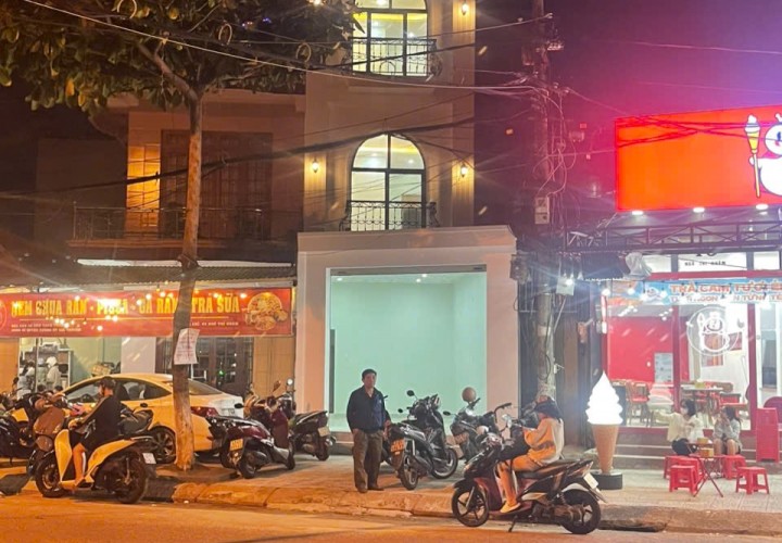 NHÀ 1 MẶT TIỀN ĐẸP – GIÁ TỐT  – CHÍNH CHỦ CẦN BÁN Nhà 3 Tầng Tại Phường Liên Chiểu, TP Đà Nẵng