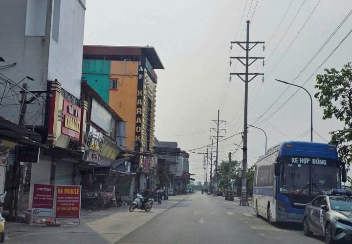 CHÍNH CHỦ CẦN BÁN GẤP NHÀ TRỌ 2 TẦNG 9 phòng VỊ TRÍ ĐẸP TẠI Xã Long Châu ,Yên Phong , Bắc Ninh