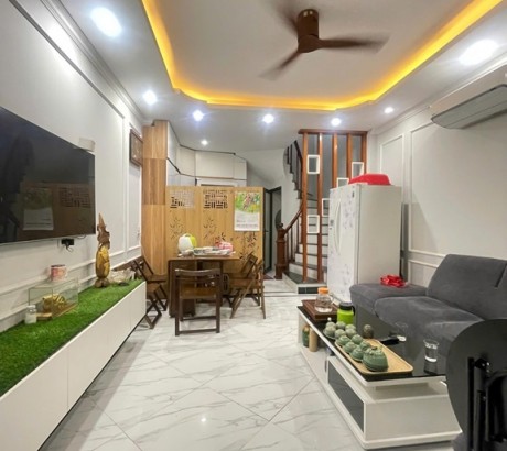 Chính chủ bán nhà 5 tầng đơn lập, ngồi tum tầng 6 nướng BBQ xem bắn Pháo hoa SVĐ Mỹ đình cách 3,3km