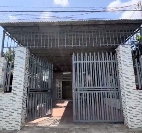 NHÀ VỊ TRÍ ĐẸP- BÁN Nhanh Nhà Đường số 8 KP Núi Tung, Long Khánh, Đồng Nai