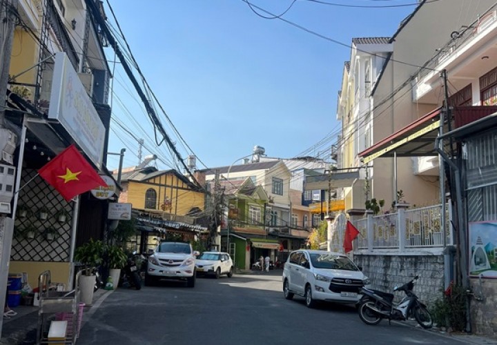 CẦN BÁN NHÀ - ĐẤT ĐƯỜNG TRẦN PHÚ, Phường 3, Thành Phố Đà Lạt, Tỉnh Lâm Đồng.