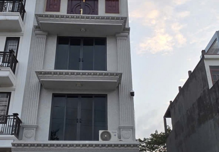 NHÀ ĐẸP - GIÁ ƯU ĐÃI chính chủ cần bán nhanh căn nhà tại quận Hồng Bàng, tp Hải Phòng