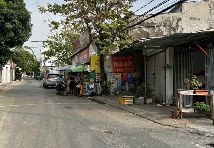 NHÀ ĐẸP - GIÁ TỐT - Chính Chủ Cần Bán Nhà tại Huyện Hóc Môn, Tp Hồ Chí Minh