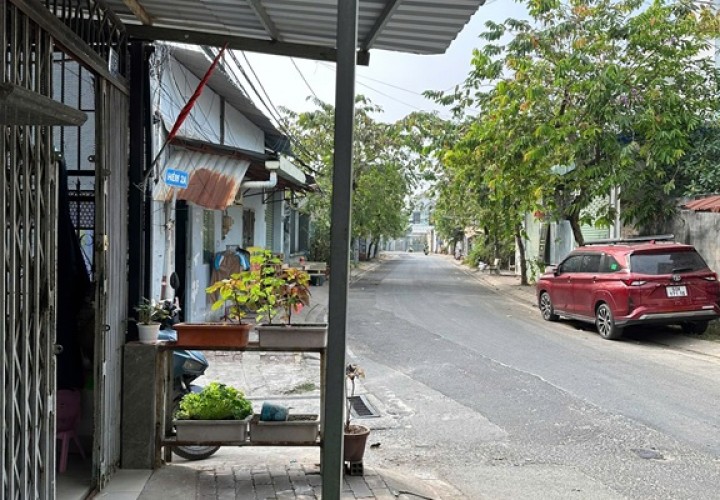 NHÀ ĐẸP - GIÁ TỐT - Chính Chủ Cần Bán Nhà tại Huyện Hóc Môn, Tp Hồ Chí Minh